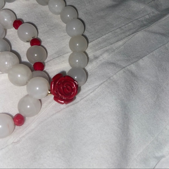 Matching red and white beaded bracelet with rose - Picture 2 of 3